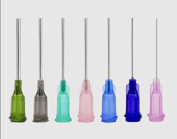 Agujas de acero y pl&aacute;stico de longitud personalizada para sistemas de dispensaci&oacute;n automatizados