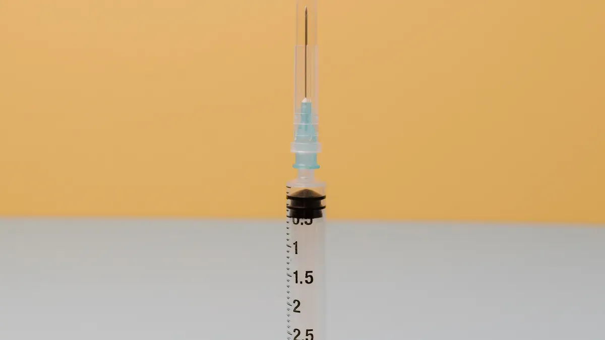 &iquest;Qu&eacute; tama&ntilde;o de jeringa de insulina es mejor para aplicaciones de dosis peque&ntilde;as?